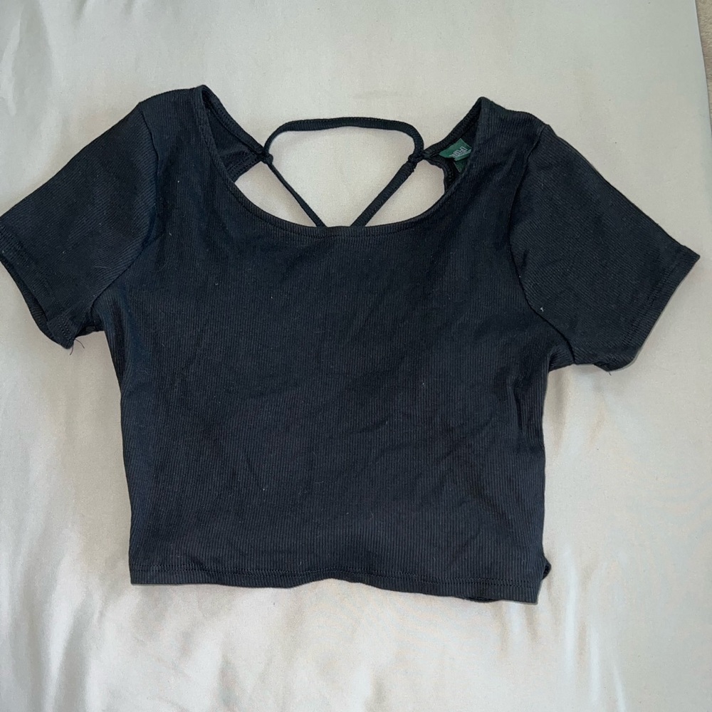 Backless Crop Top
